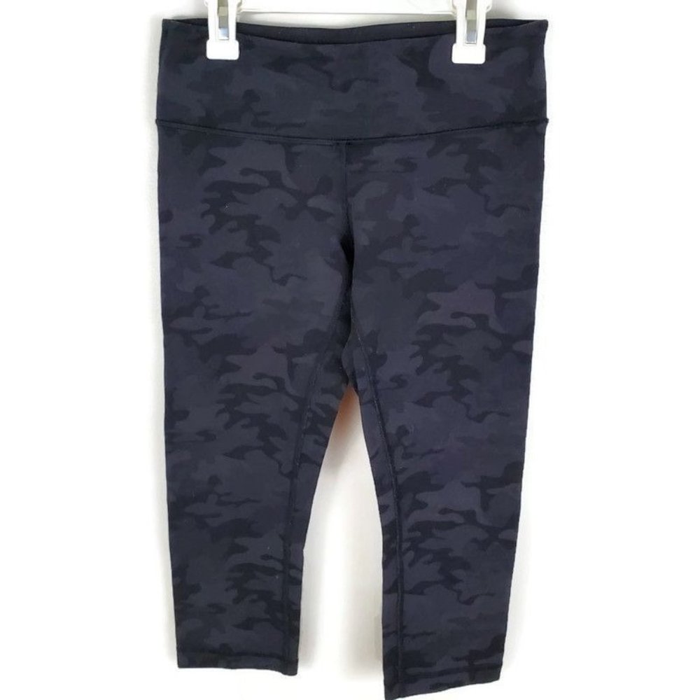 Lululemon gray camo cropped leggings 6